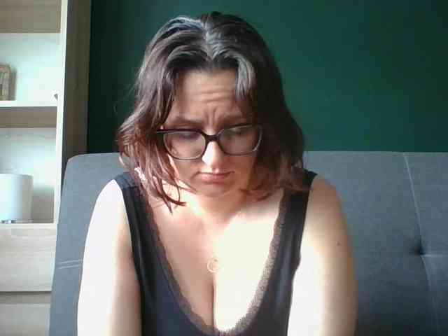 Model: sensualParis