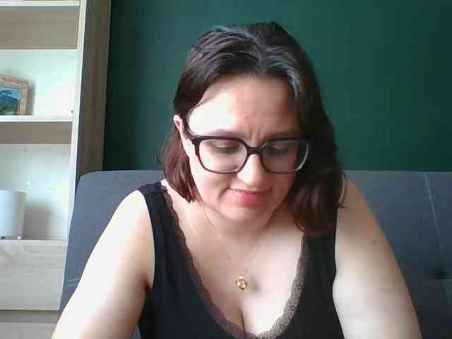 sensualParis webcam