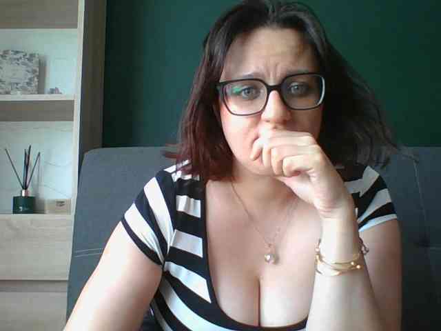 Model: sensualParis