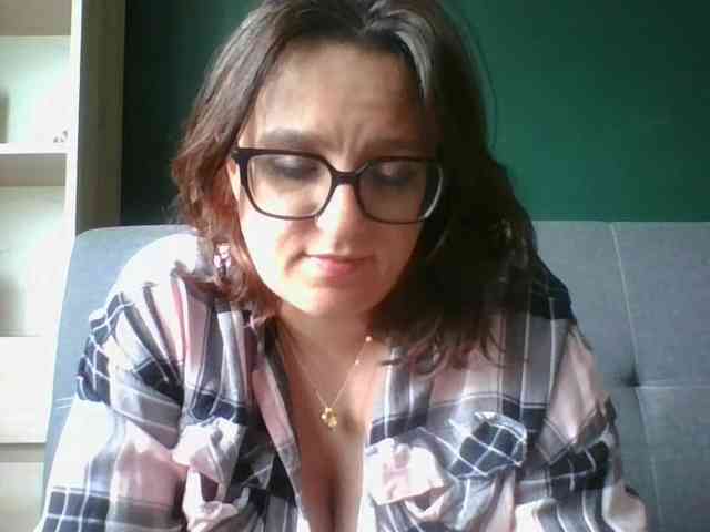 sensualParis webcam