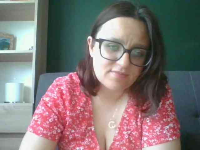 sensualParis webcam