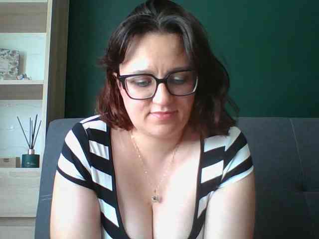 sensualParis webcam