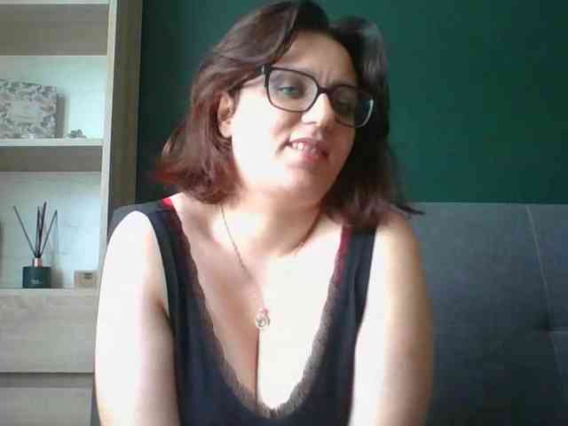 sensualParis webcam