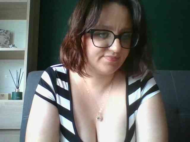 sensualParis webcam