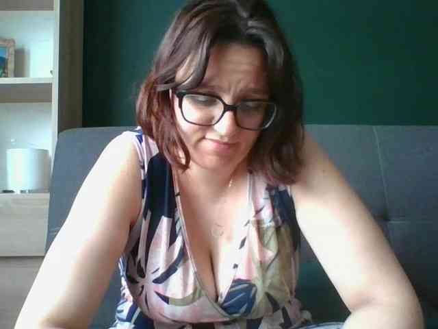 Model: sensualParis
