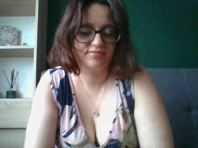 sensualParis webcam
