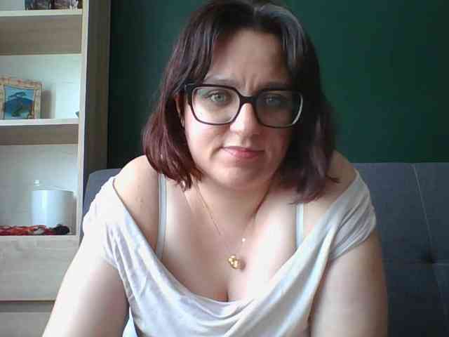 sensualParis webcam