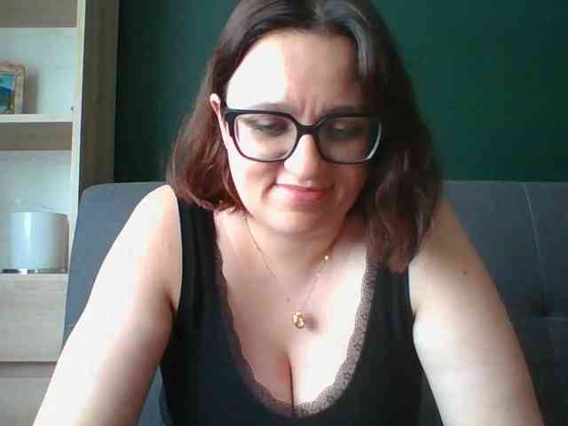 sensualParis webcam