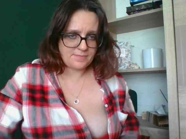 Model: sensualParis