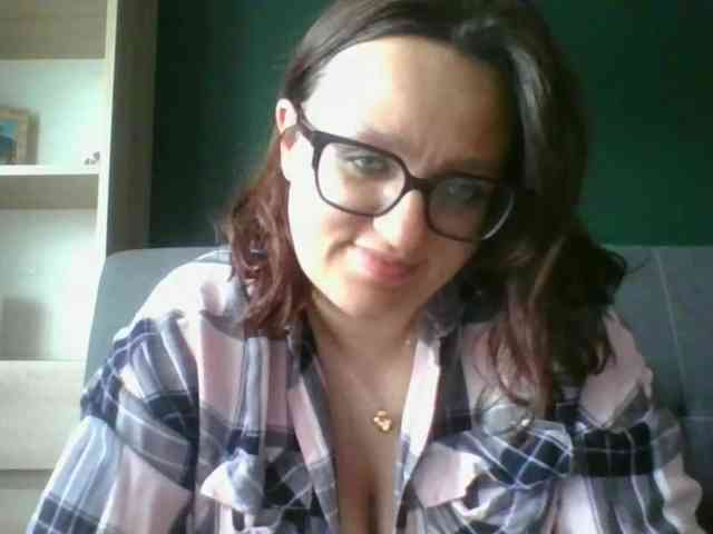 sensualParis webcam