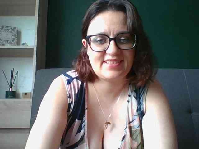 sensualParis webcam