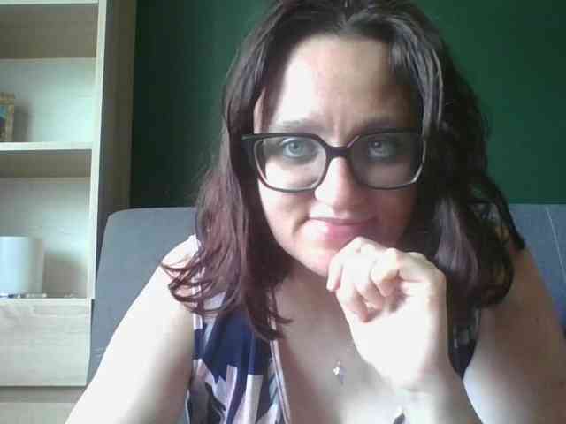 sensualParis webcam
