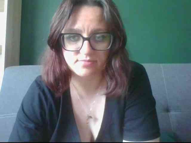 sensualParis webcam