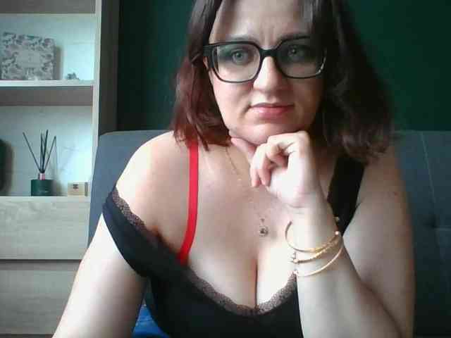 sensualParis webcam