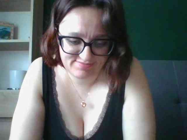sensualParis webcam