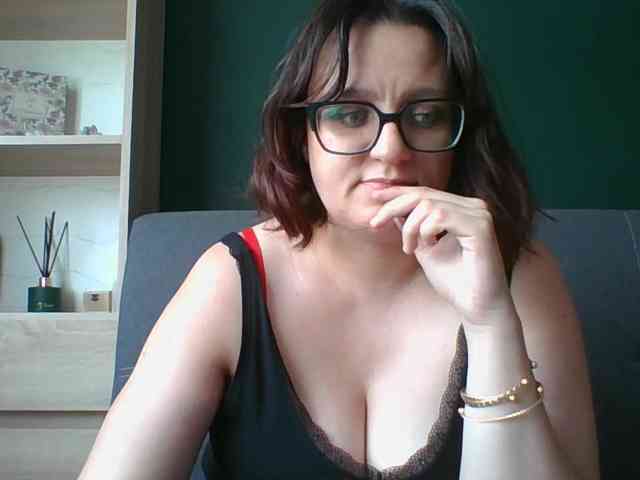 sensualParis webcam