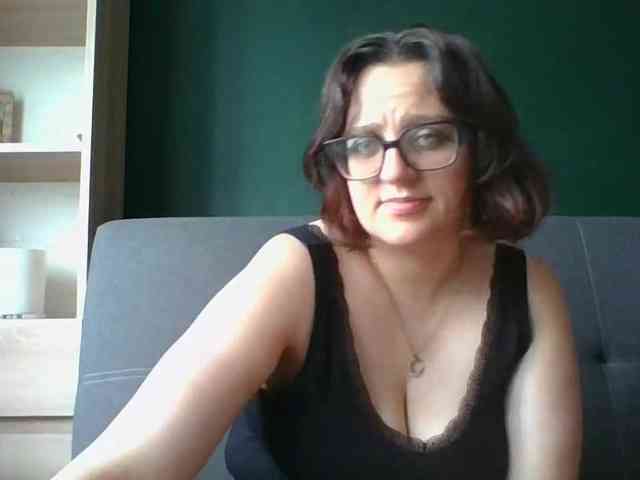 sensualParis webcam