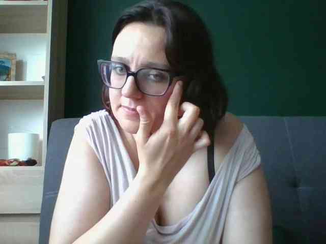 sensualParis webcam