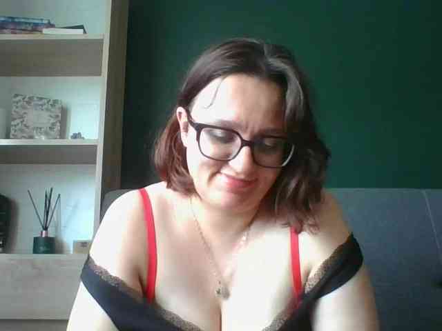 sensualParis webcam