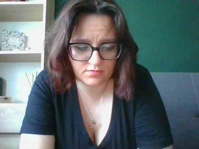 sensualParis webcam