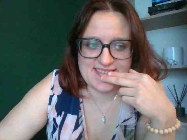 sensualParis webcam