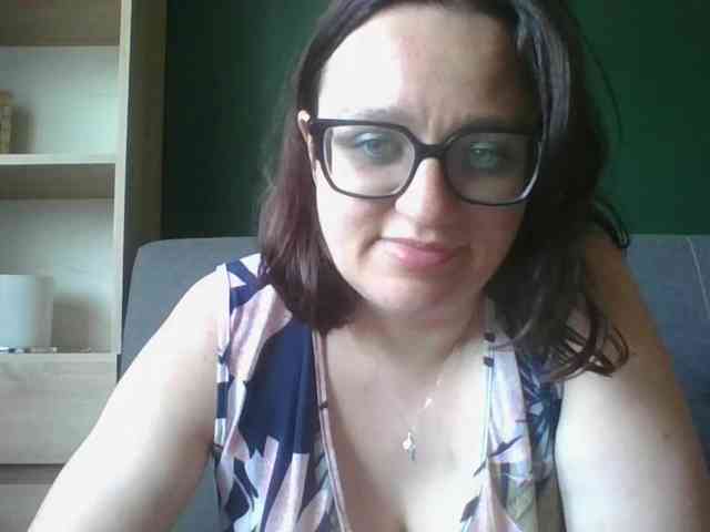 sensualParis webcam