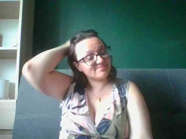 sensualParis webcam