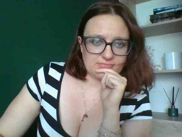 sensualParis webcam