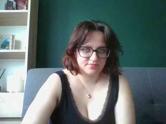 sensualParis webcam