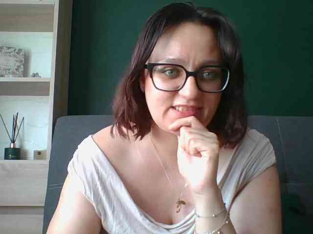 sensualParis webcam