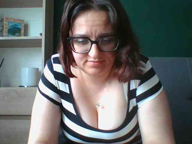 sensualParis webcam