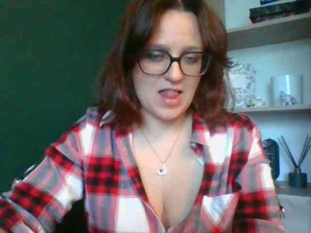 sensualParis webcam