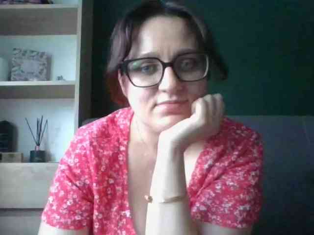 sensualParis webcam