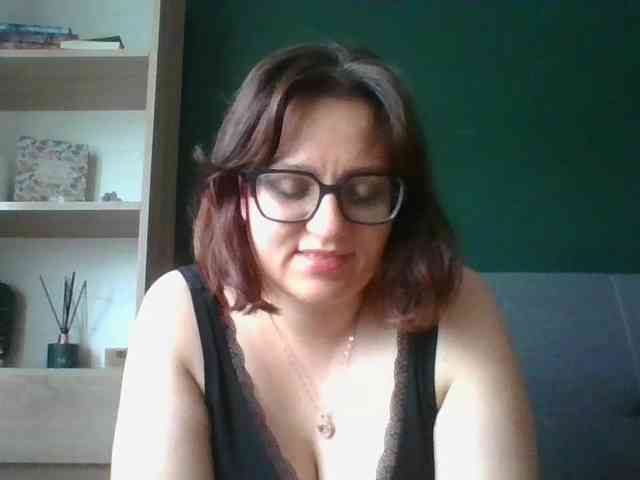 sensualParis webcam