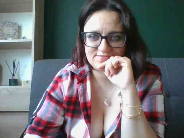 Model: sensualParis
