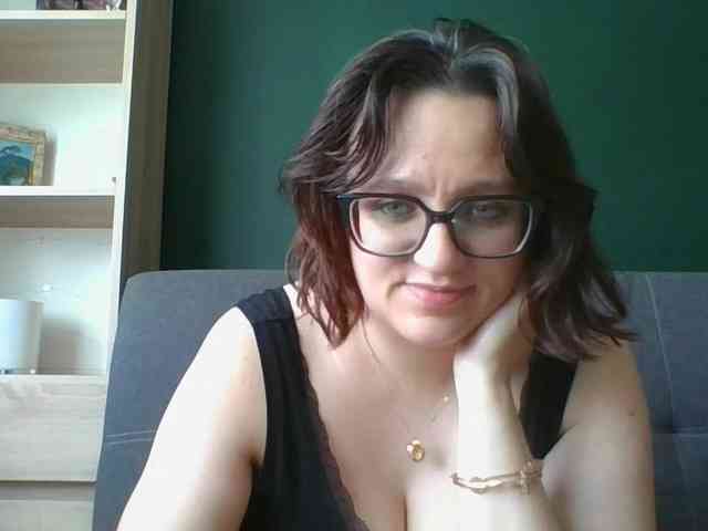 sensualParis webcam