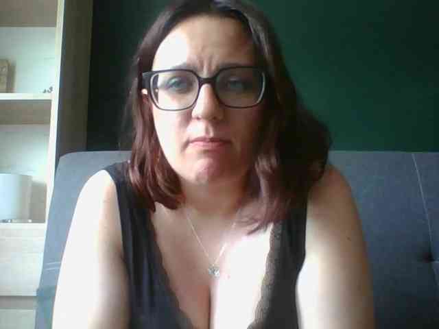 sensualParis webcam