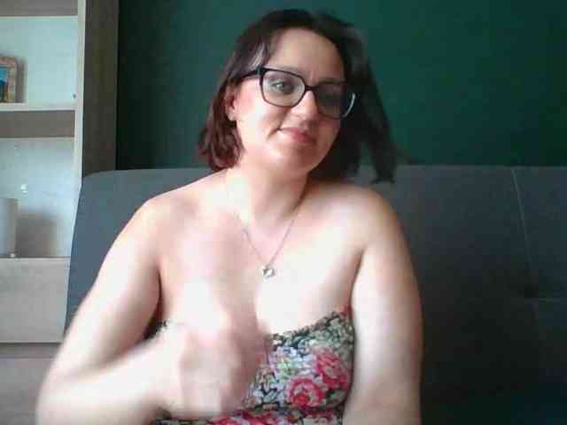 sensualParis webcam