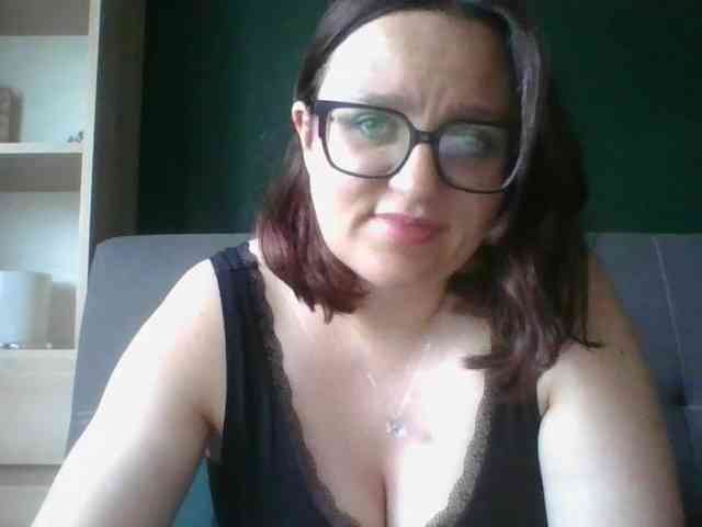 sensualParis webcam