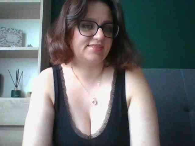 sensualParis webcam