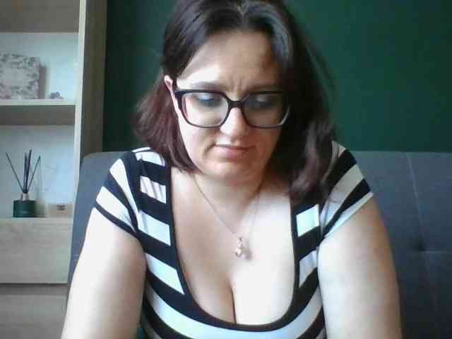 Model: sensualParis