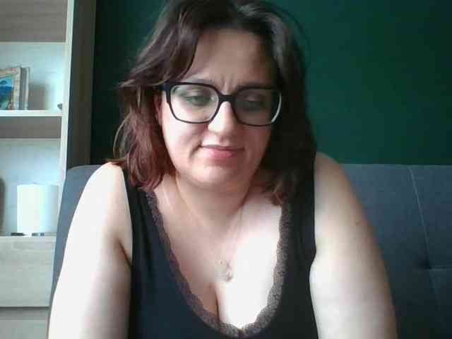 sensualParis webcam