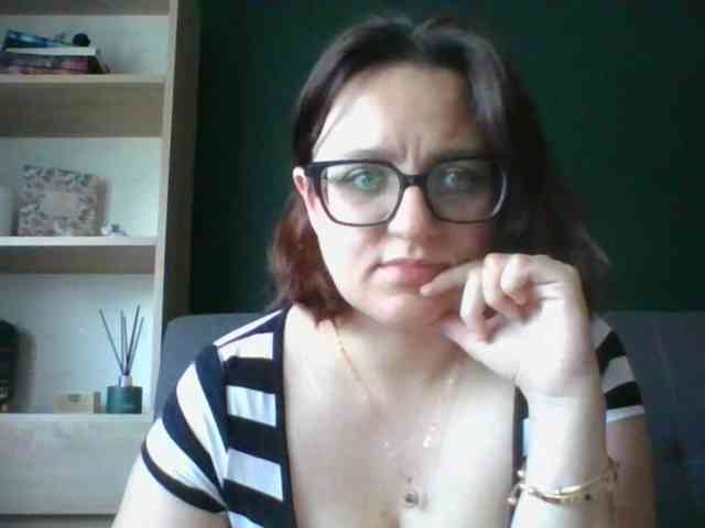 sensualParis webcam