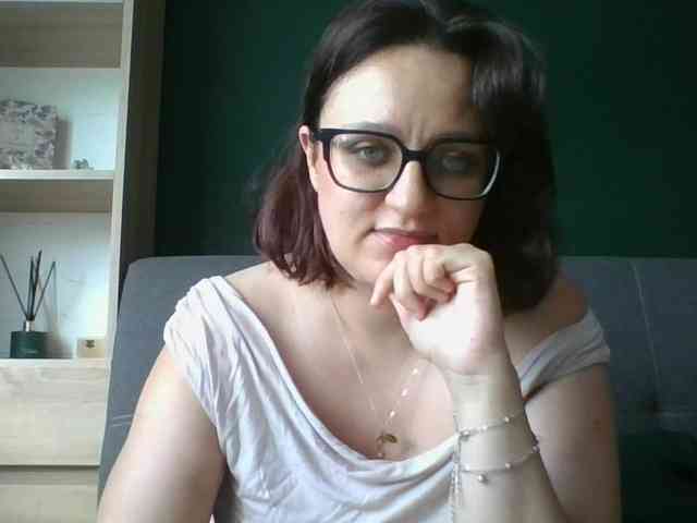 sensualParis webcam