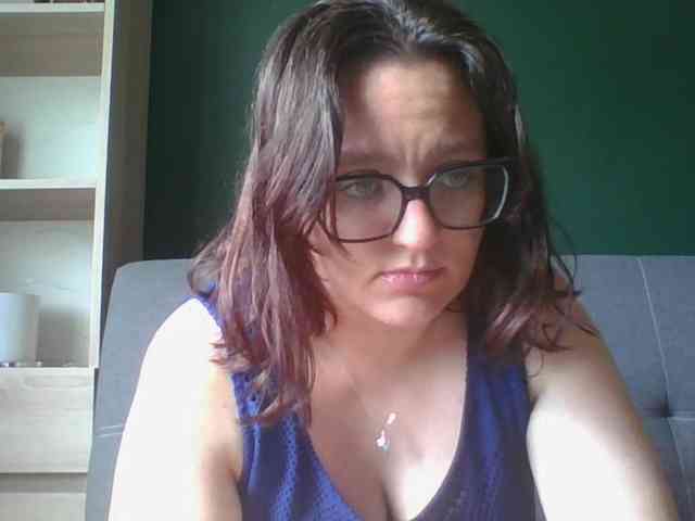 sensualParis webcam
