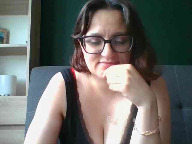 sensualParis webcam
