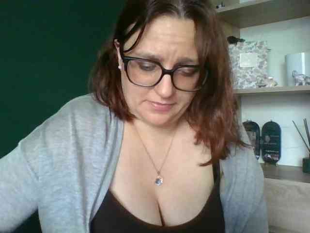 sensualParis webcam