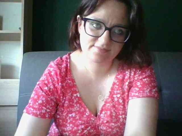 sensualParis webcam