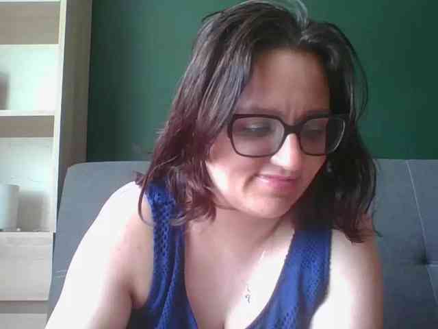 sensualParis webcam