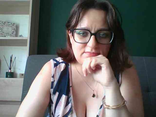 sensualParis webcam